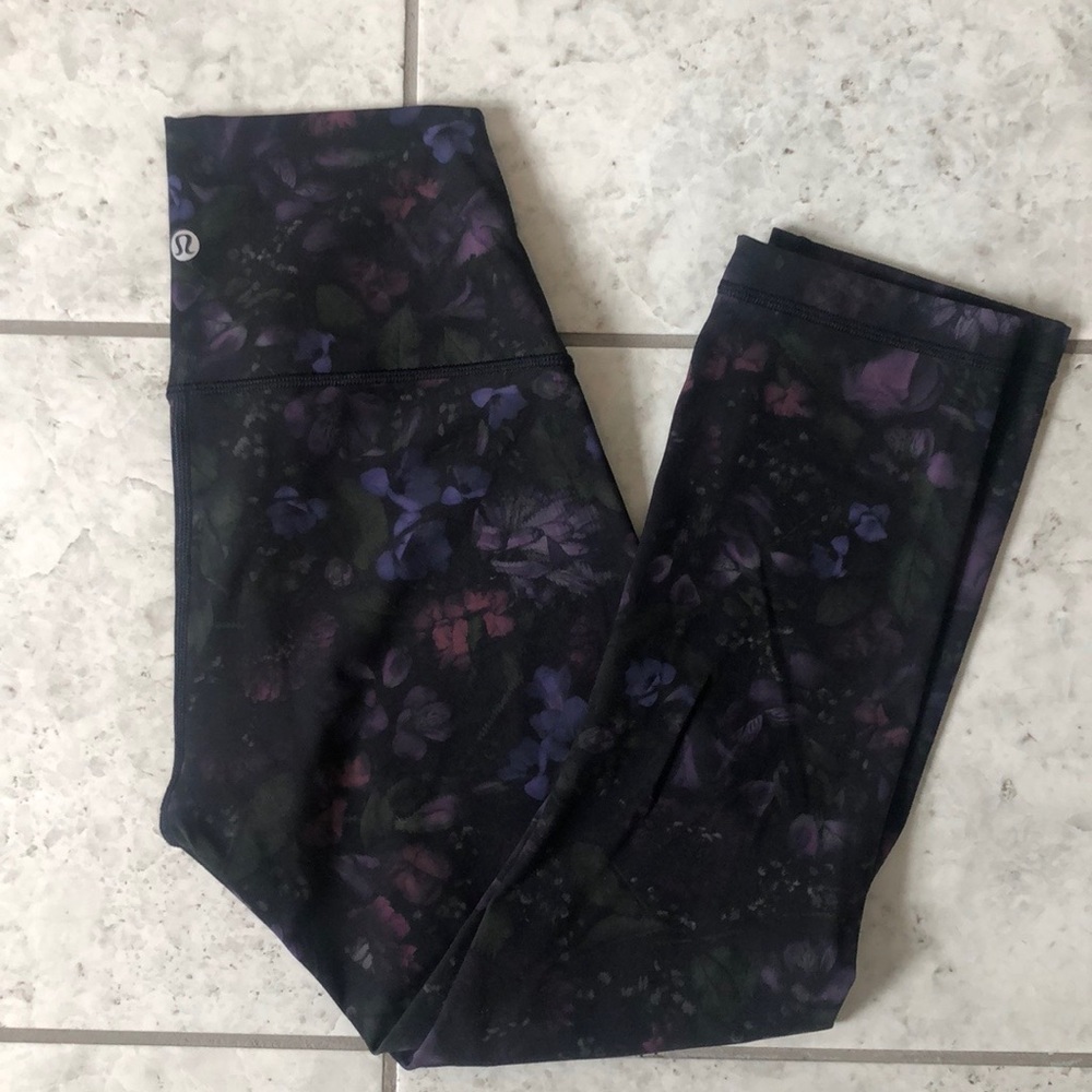 Lululemon 25 inch crops